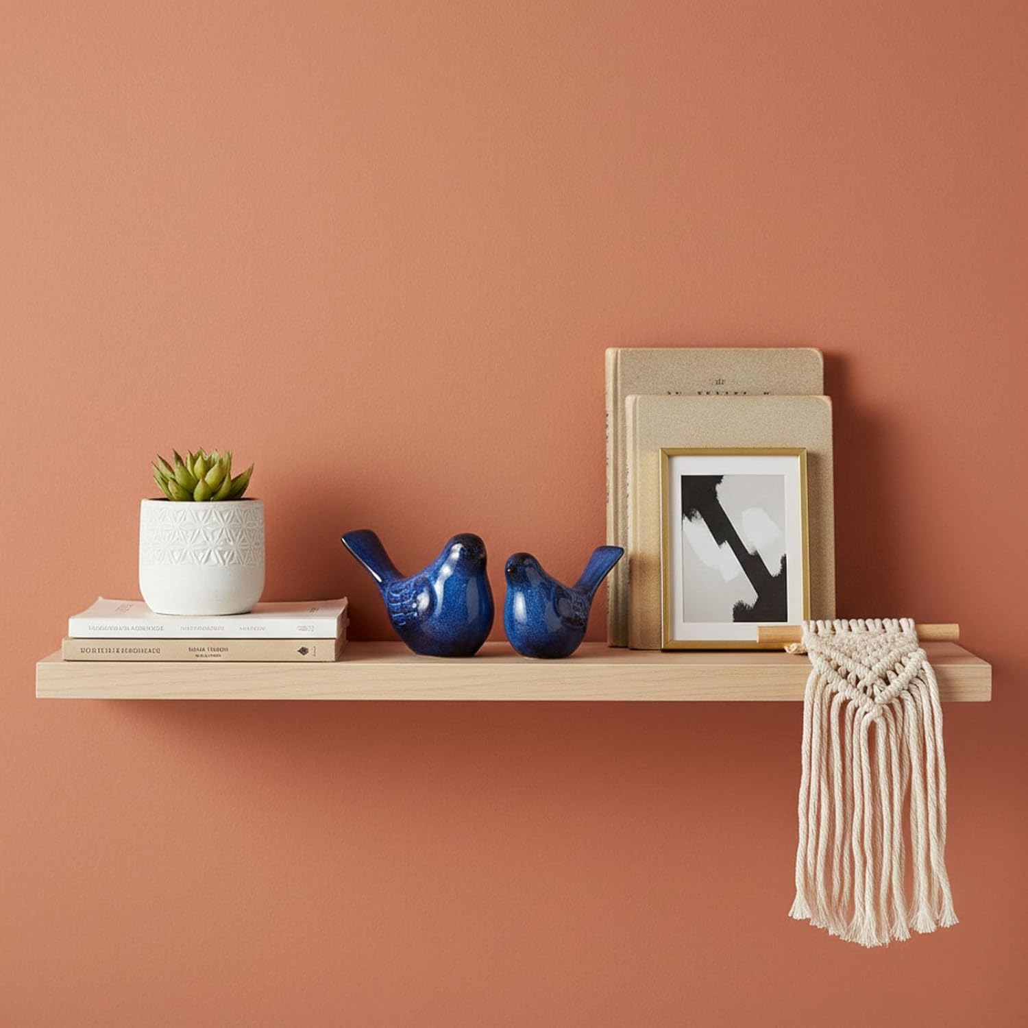 Transform Your Room with Adorable Bird Statues!